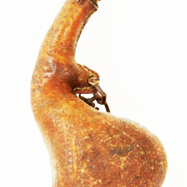 Cuoio sagomato e inciso