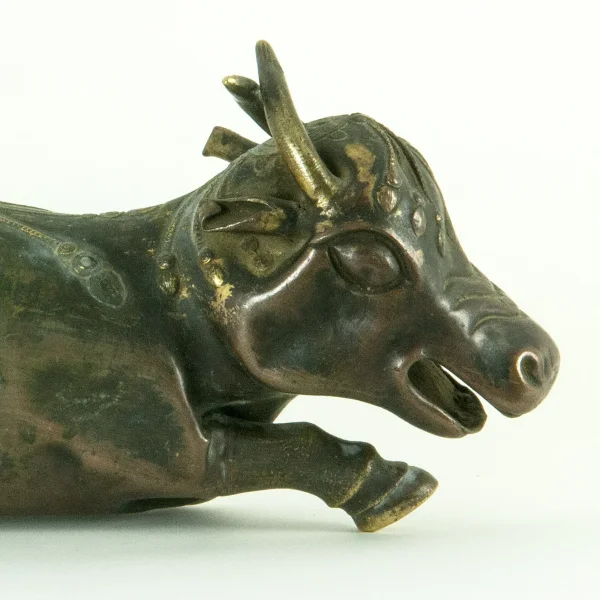 Sang-por, Toro Rituale in posizione di Riposo